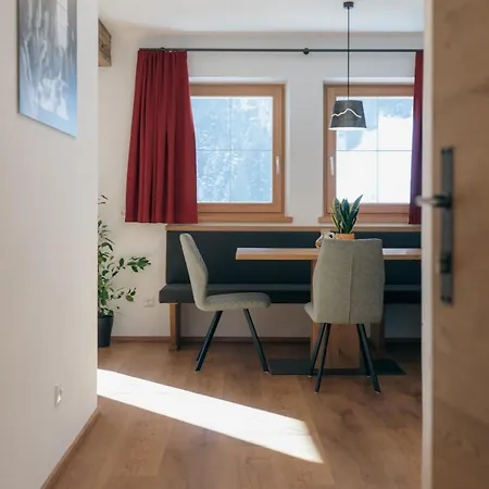 Appartements Hoellhaus Innervillgraten Exterior photo